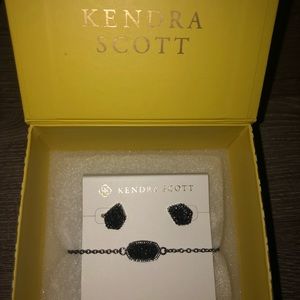 Brand new Tessa earrings/Elaina bracelet gift set